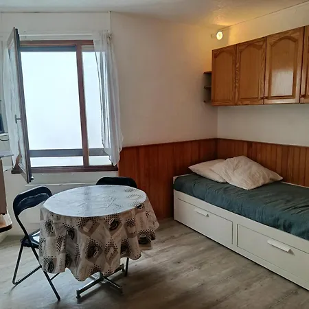 Apartment Acces Direct Aux Pistes Et Gr10 Arette